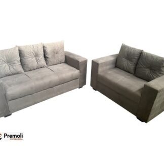 Sofa Pop Bela 2 /3 Lugares  Cor Cinza Claro – Almofadas soltas Pés em Madeira Variação de Tonalidade